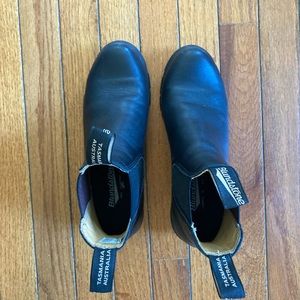 COPY - Blundstone 1671 Women's Leather Heeled Chelsea Boots Black Size 8 US/5 U…